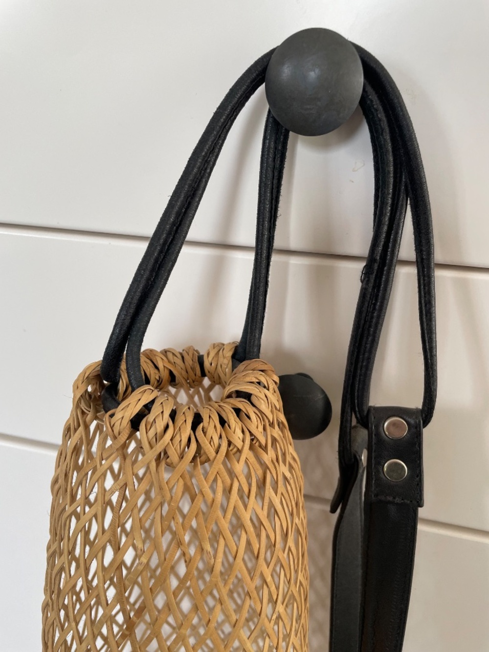 Rattan Backpack - Picture 3 of 3